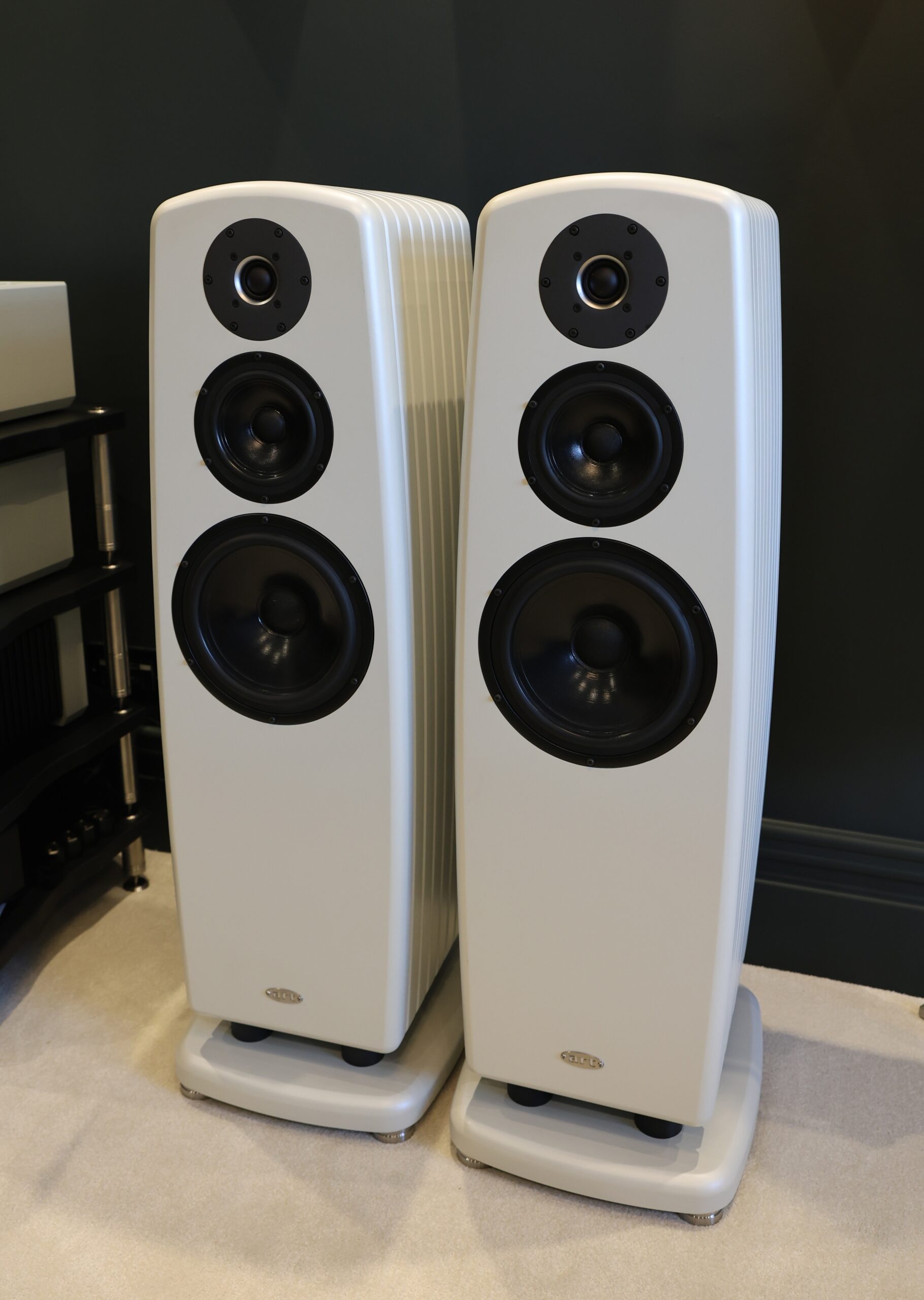 Art Nouveau 8 Loudspeakers @ Audio Therapy