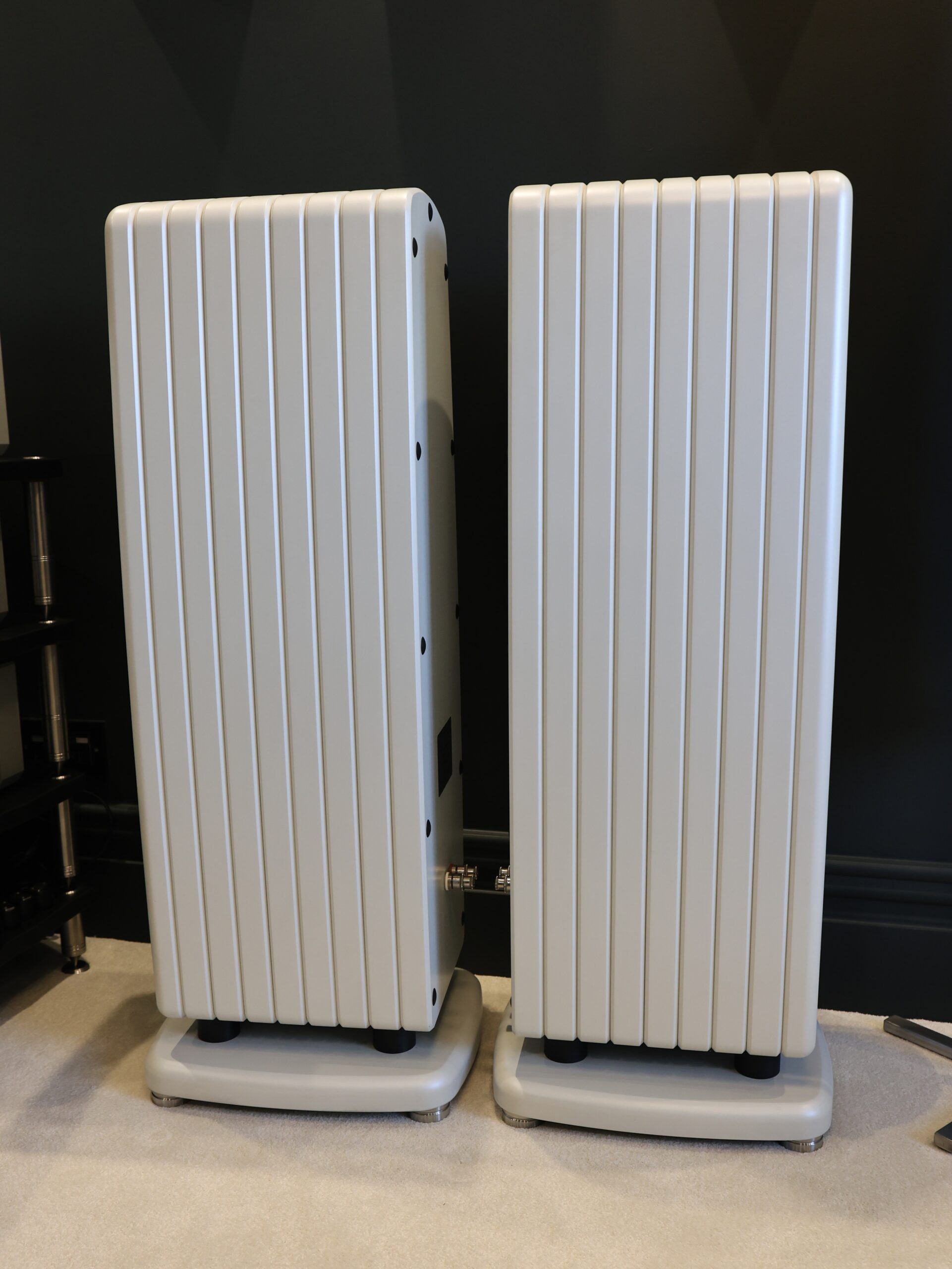 Art Nouveau 8 Loudspeakers @ Audio Therapy