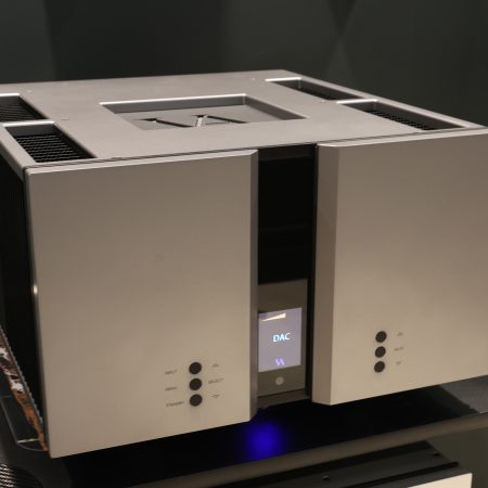 Vitus SIA-030 Integrated Amplifier @ Audio Therapy
