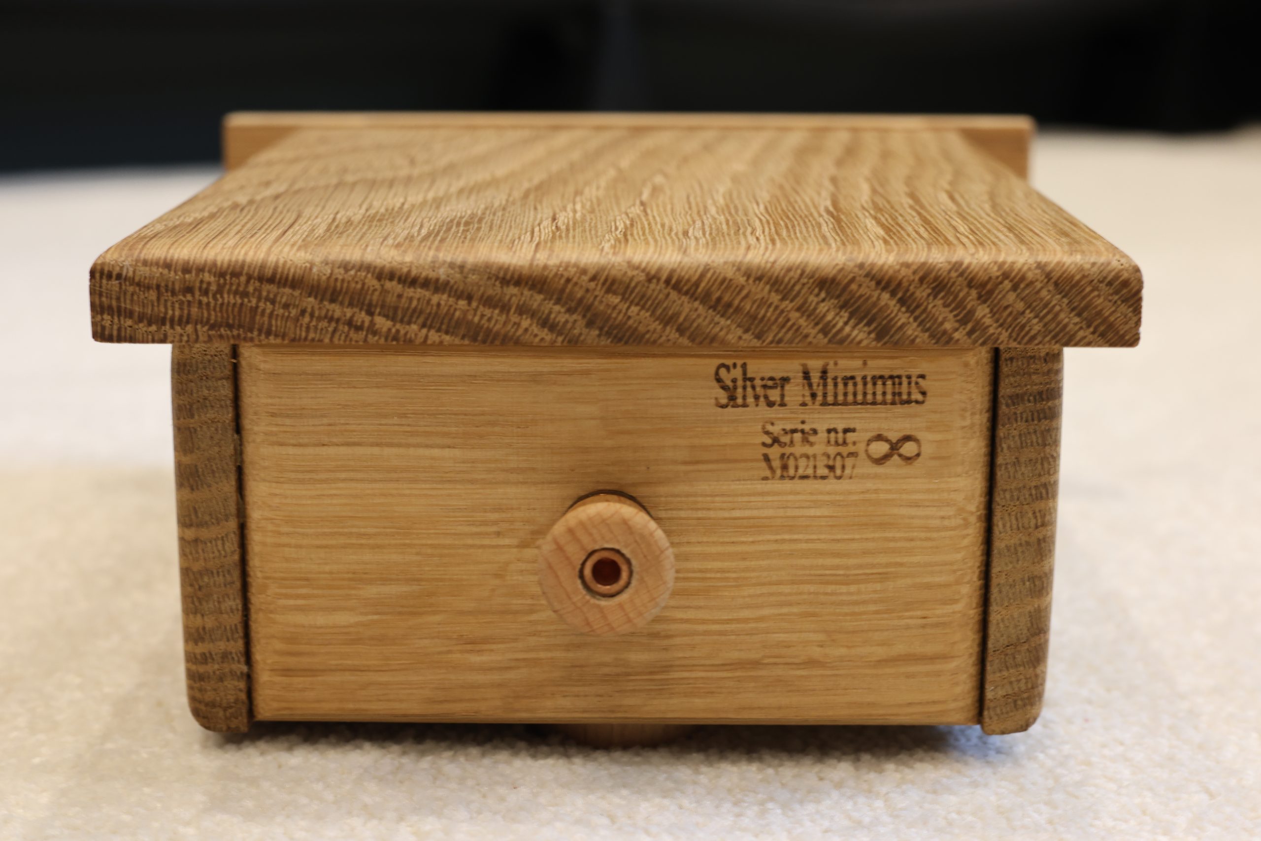 Entreq Silver Minimus Infinity Ground Box @ Audio Therapy