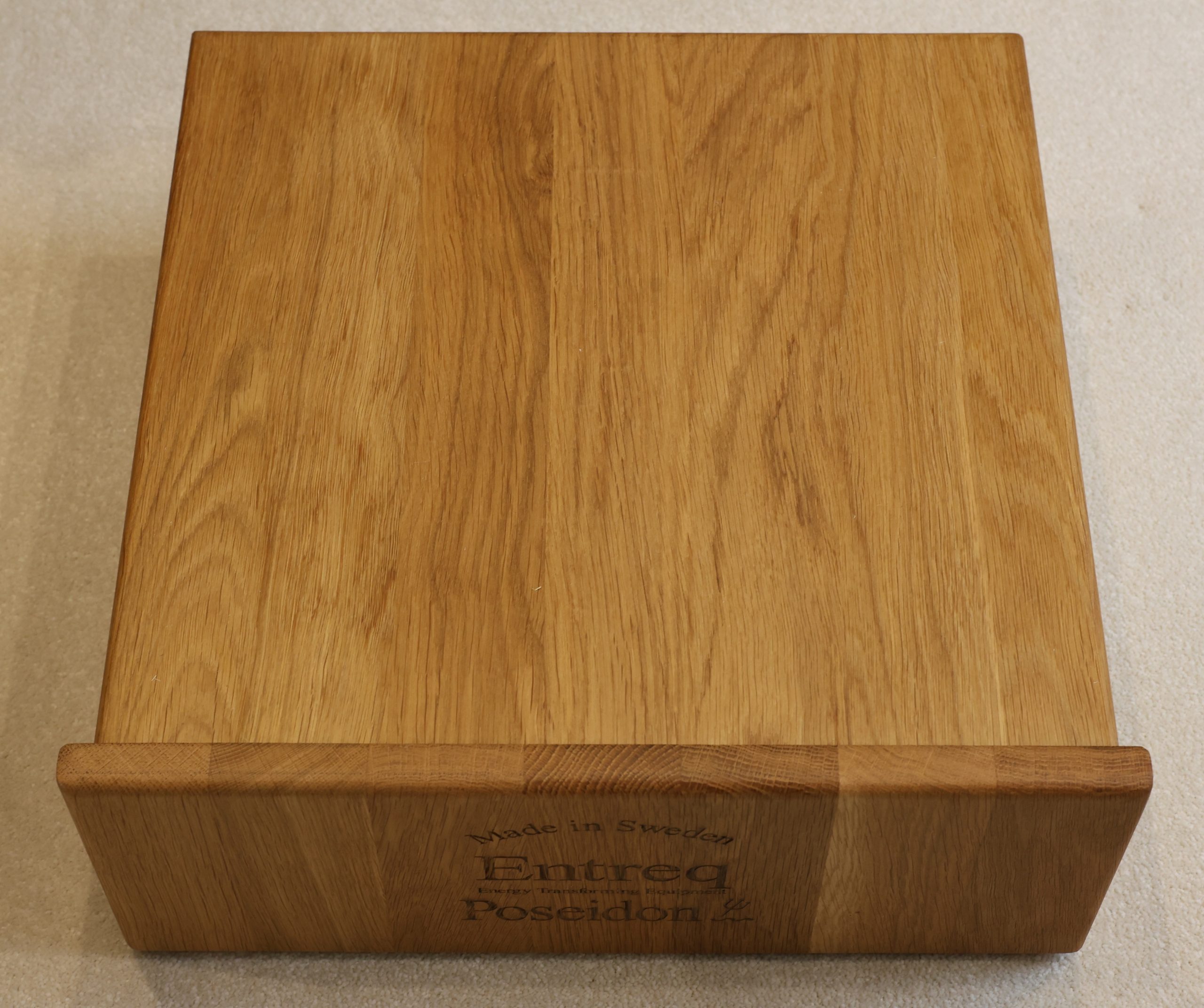 Entreq Poseidon Ground Box @ Audio Therapy
