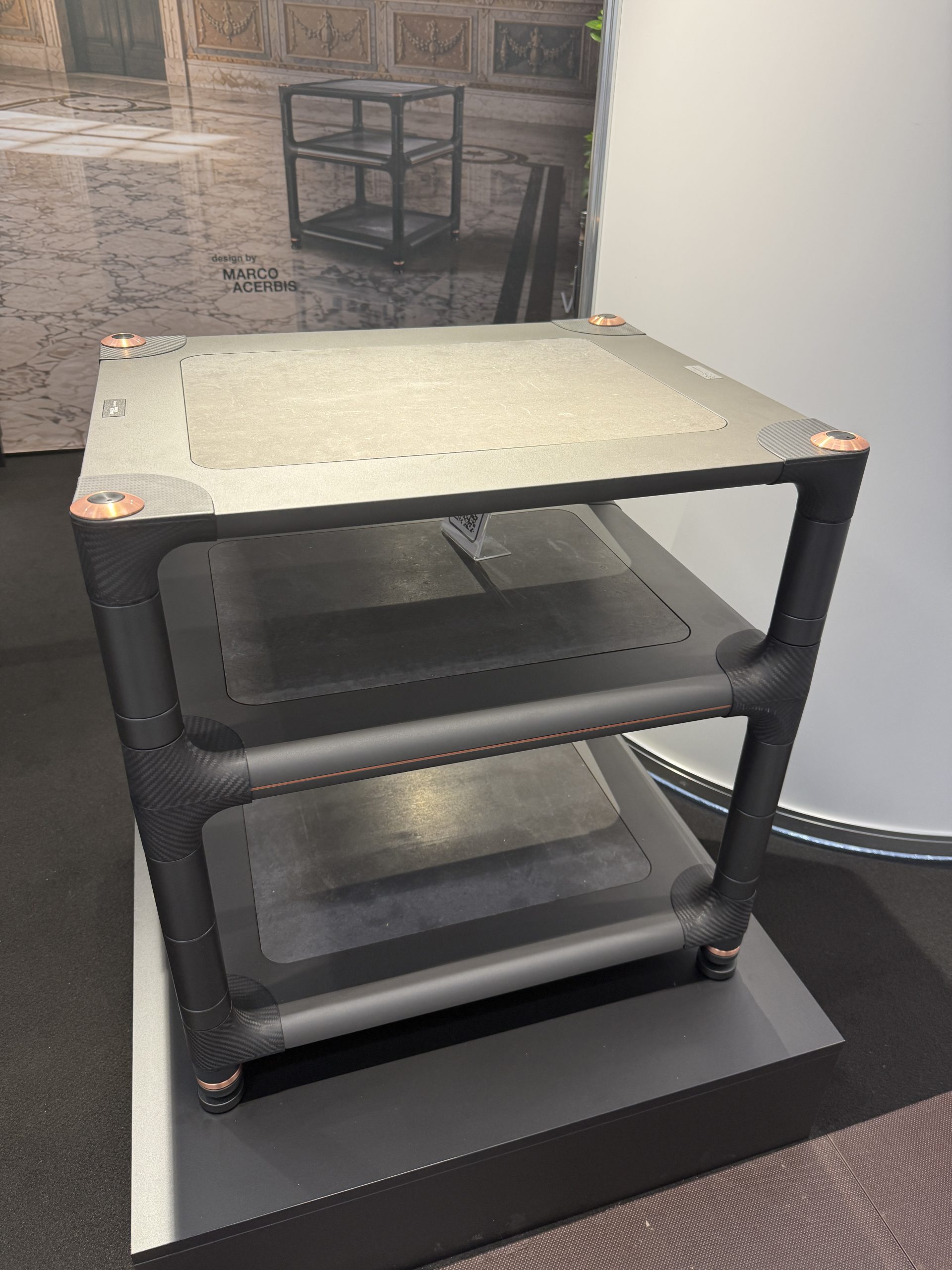 Bassocontinuo Aeroline F2 @ Audio Therapy