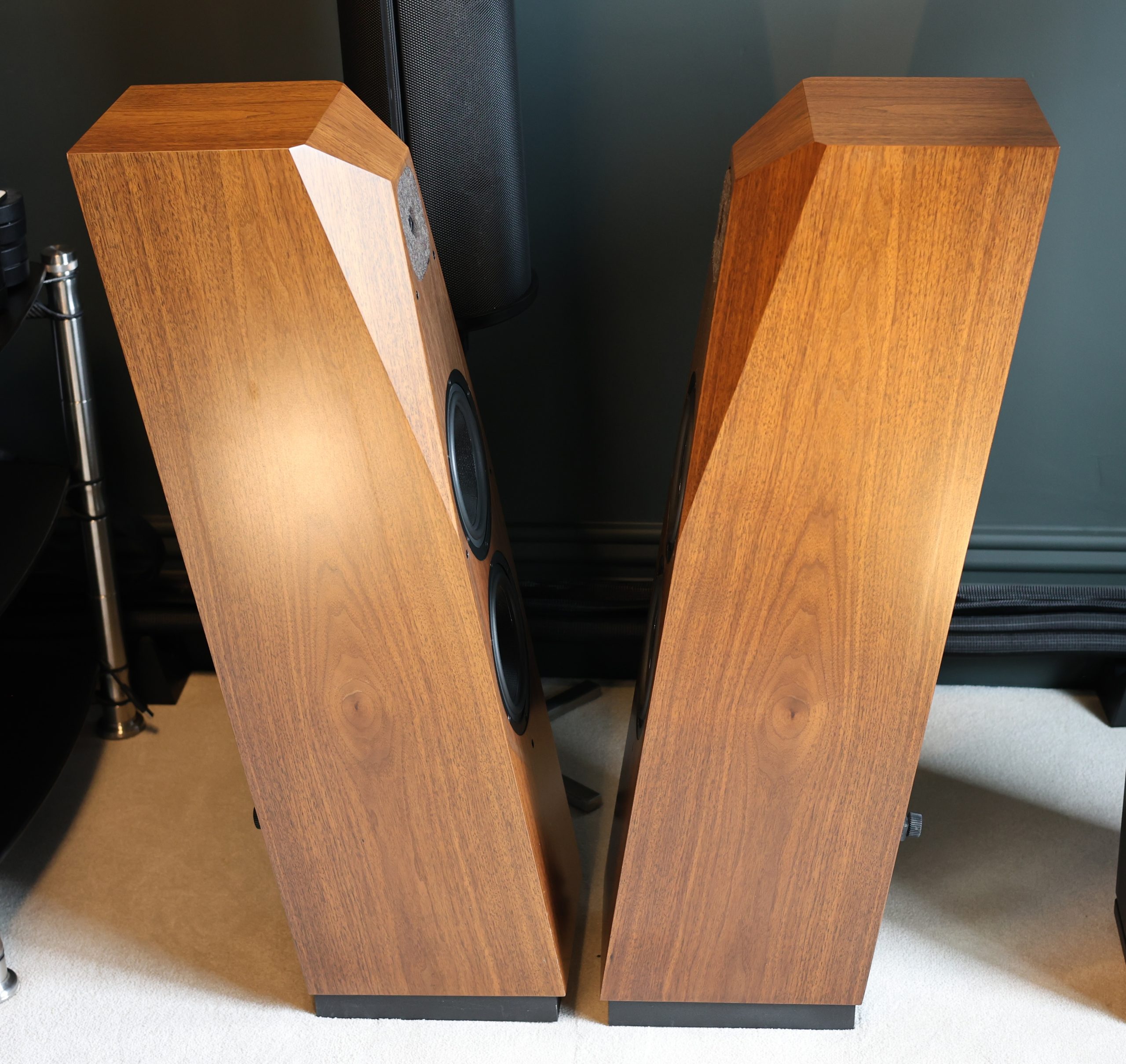 Avalon Idea mk2 Loudspeakers @ Audio Therapy
