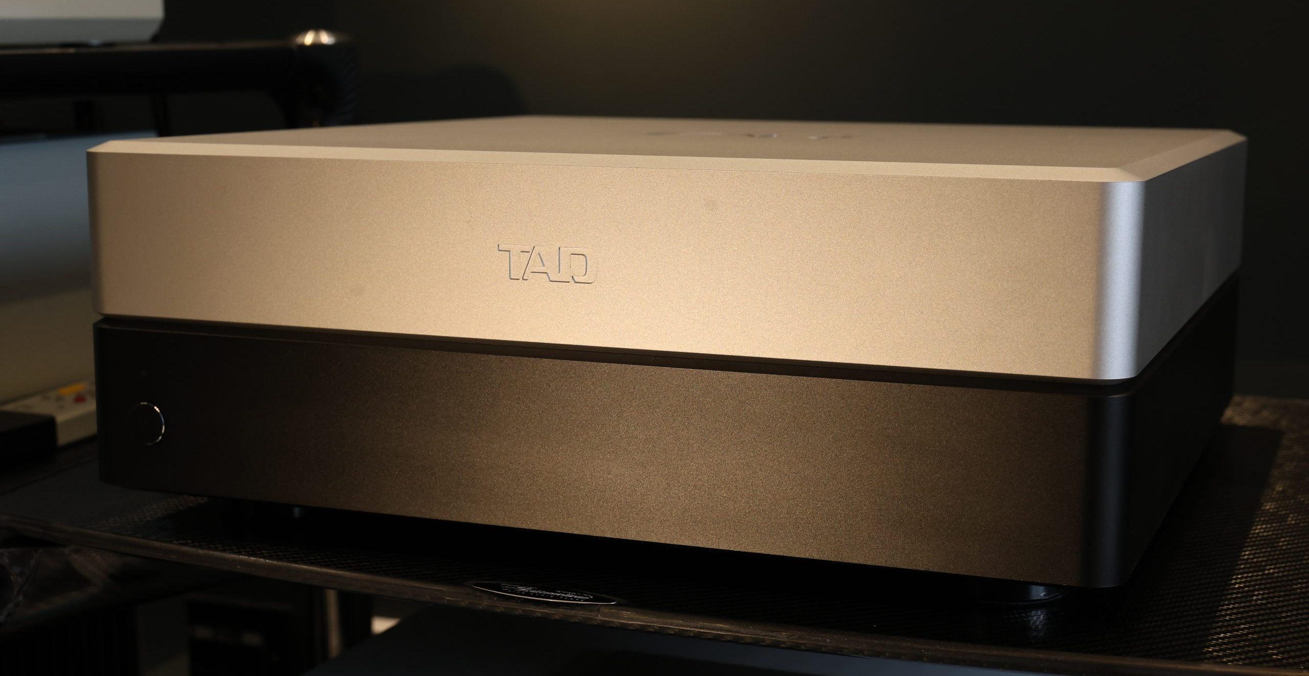 TAD M2500 mk1 Power Amplifier @ Audio Therapy
