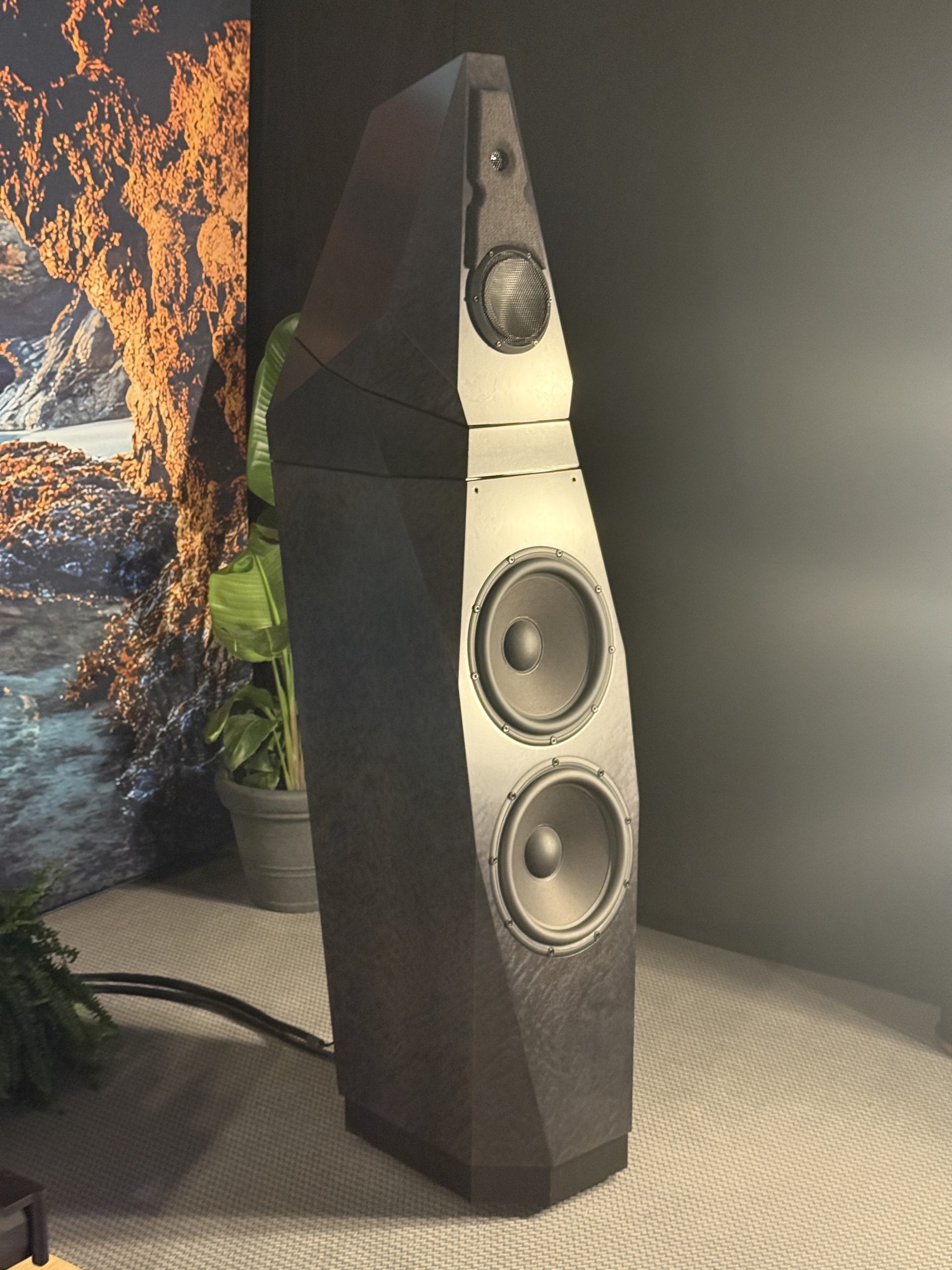 Avalon Acoustics ISIS Signature Loudspeakers @ Audio Therapy