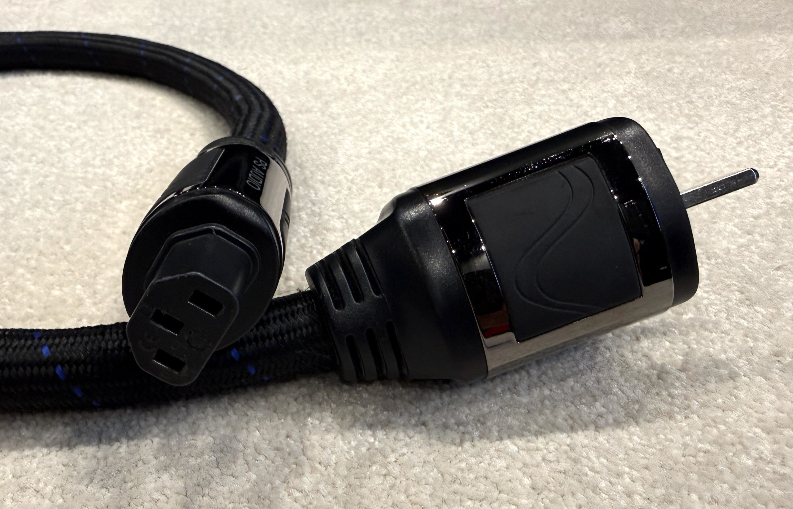PS Audio PerfectWave AC5 UK Mains Power Cable @ Audio Therapy
