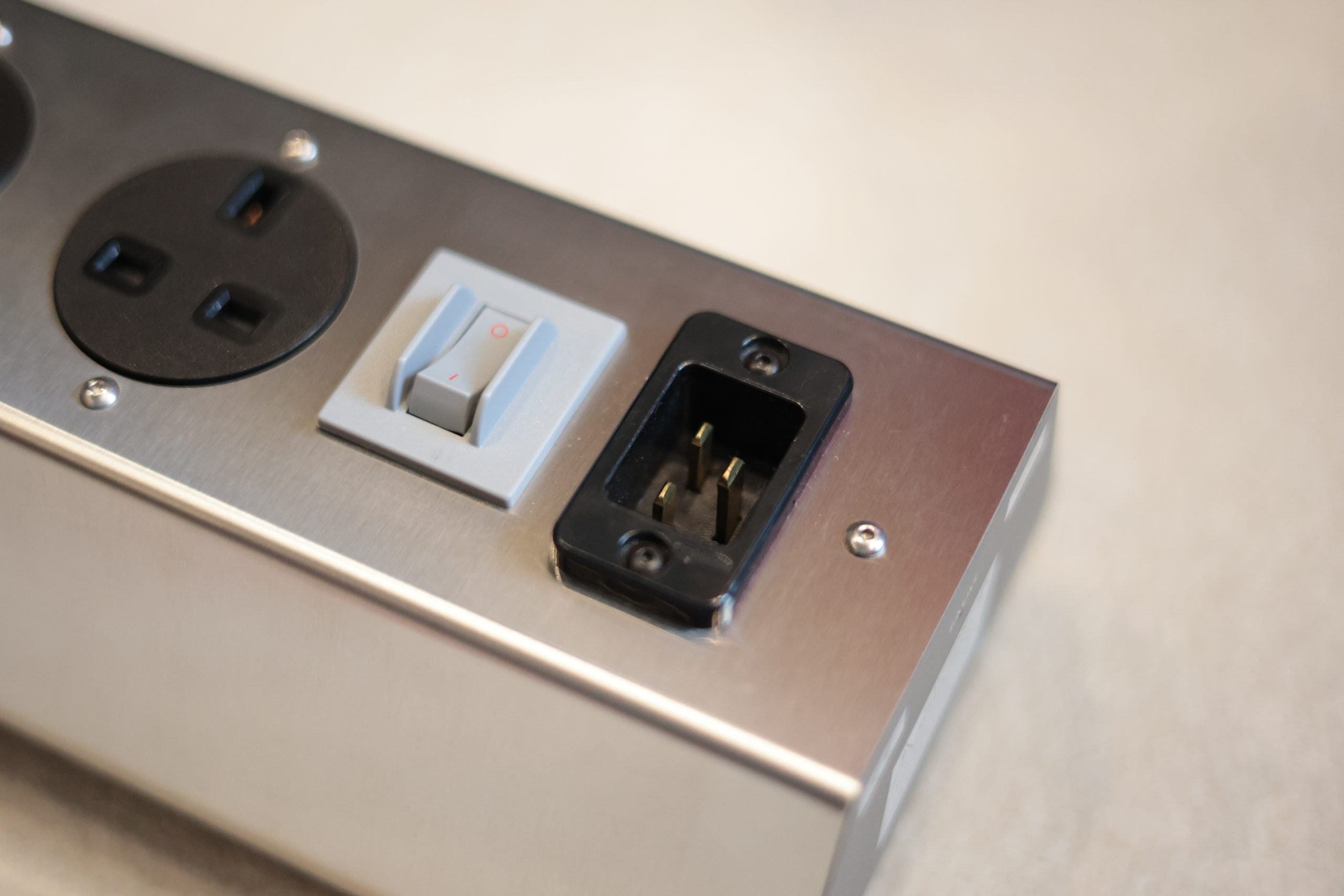 Shunyata Research Venom UK6 Power Conditioner @ Audio Therapy